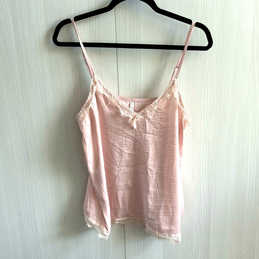 Paper Label soft pink lace detailed satin Tank size M-L adjustable straps